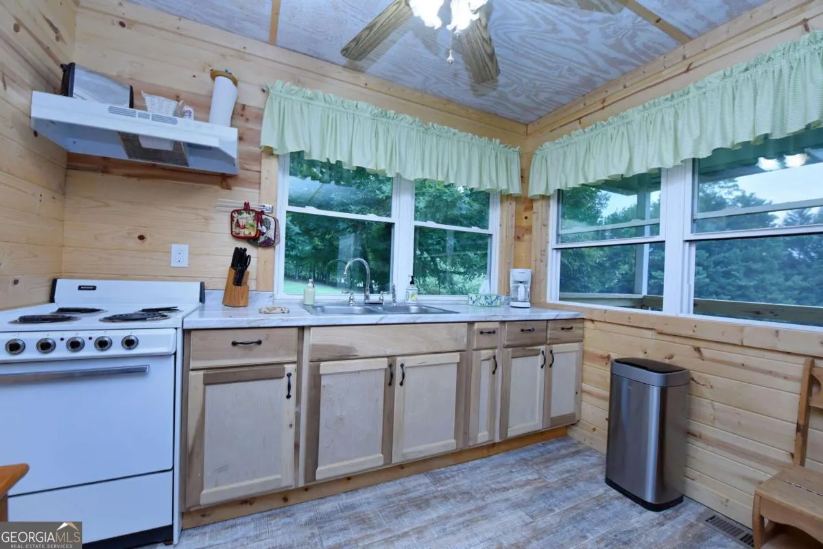 557 Hidden Pines Court