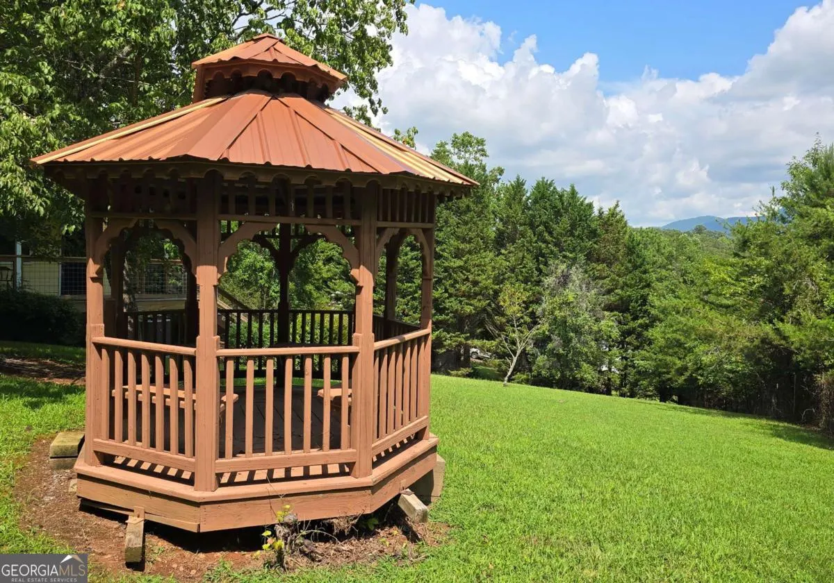 557 Hidden Pines Court
