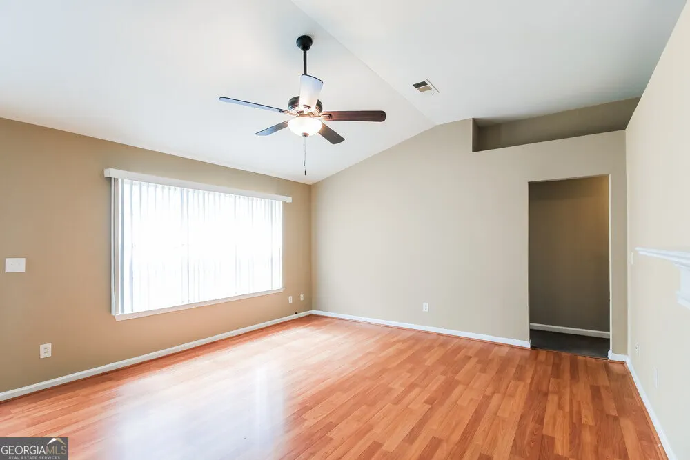 295 Lakeview Trail