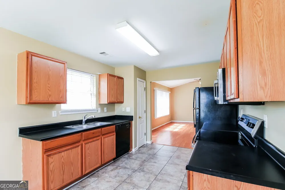 295 Lakeview Trail