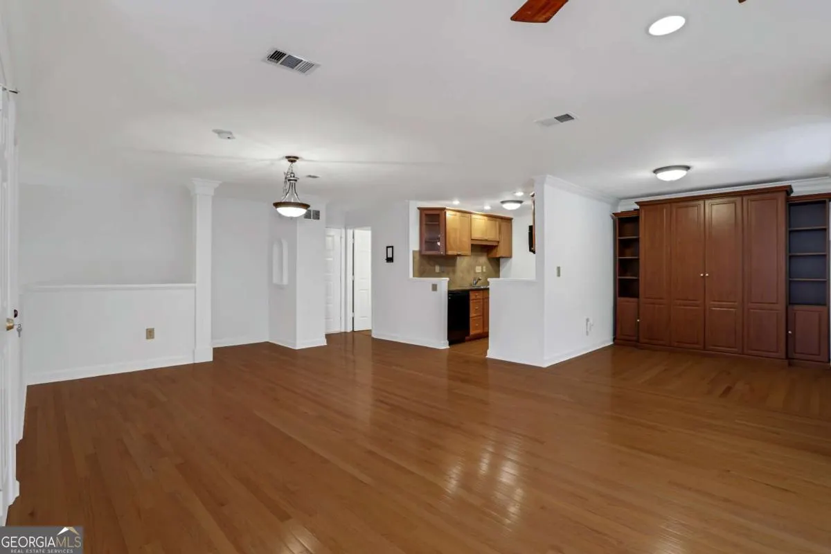 254B 3655 Habersham Road NE, #254B