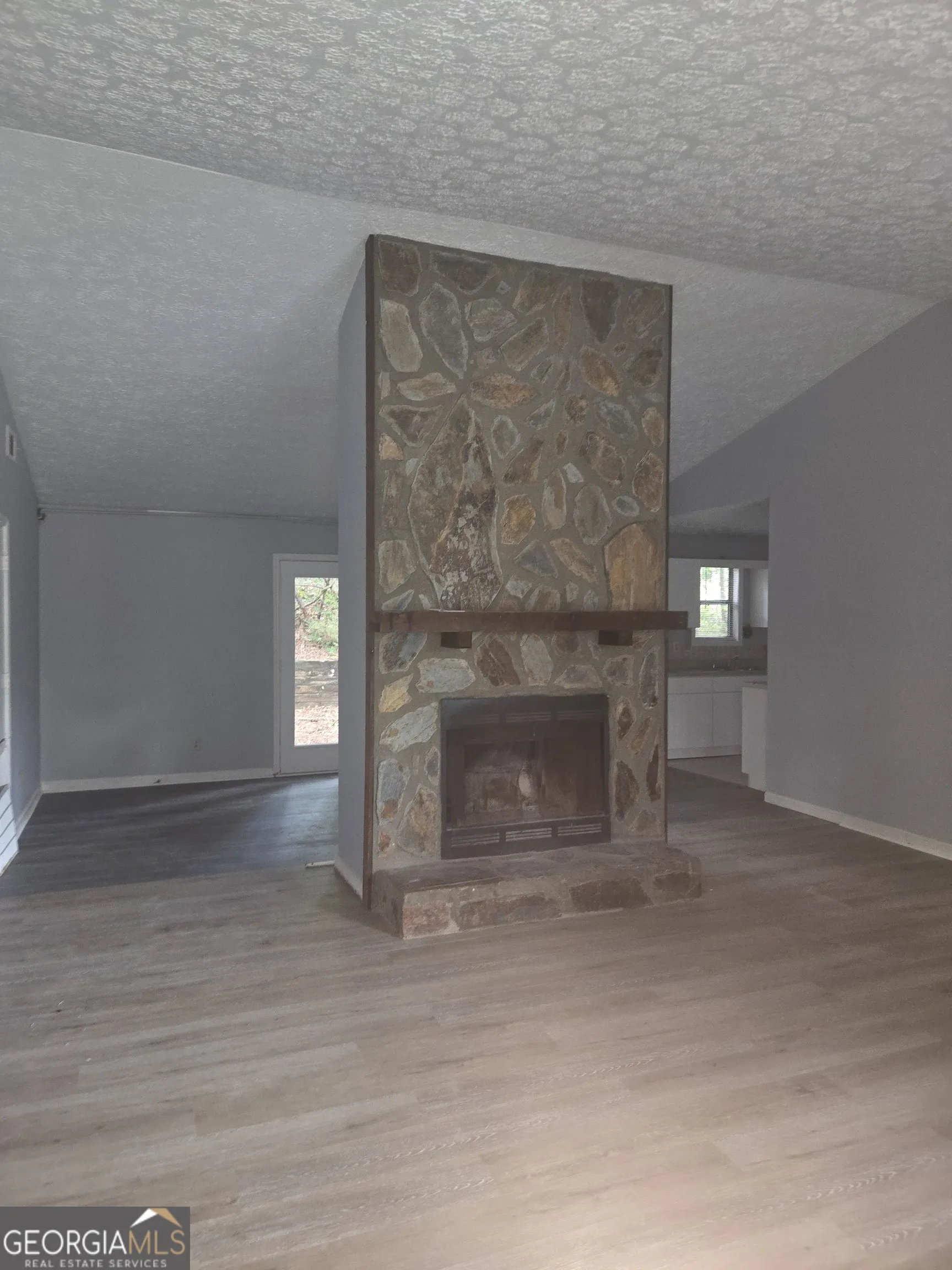 139 River Oaks Drive