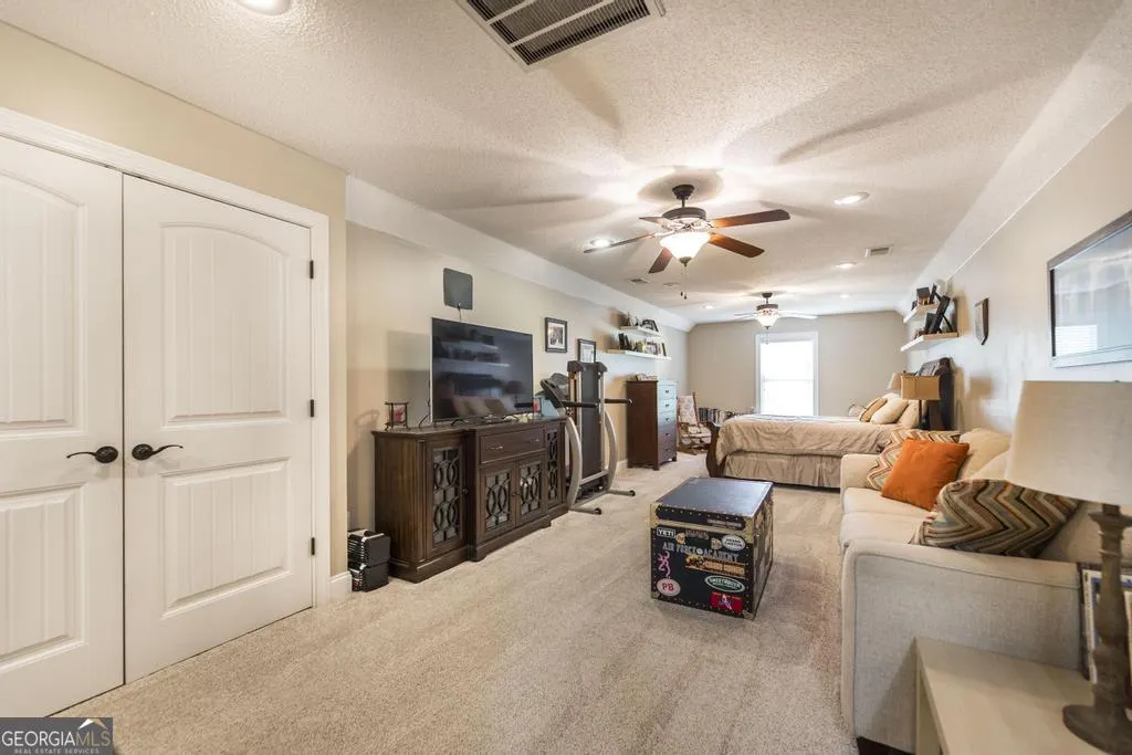 258 Southfield Court