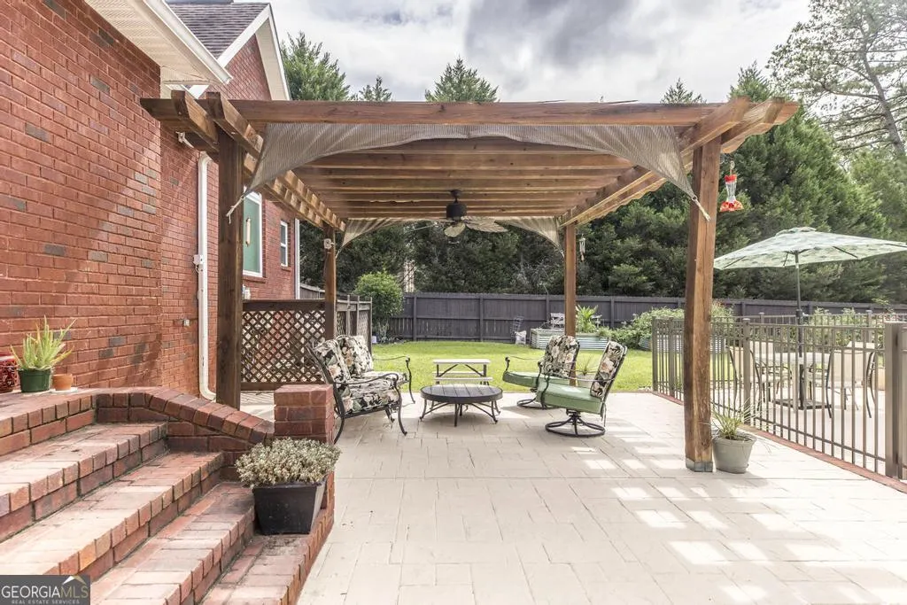 258 Southfield Court