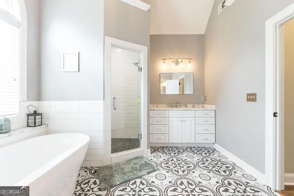 258 Southfield Court