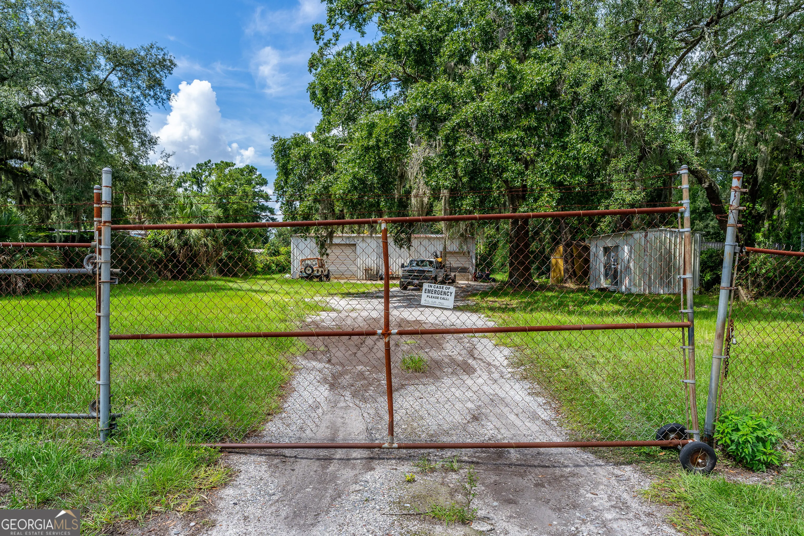 6111 New Jesup Highway