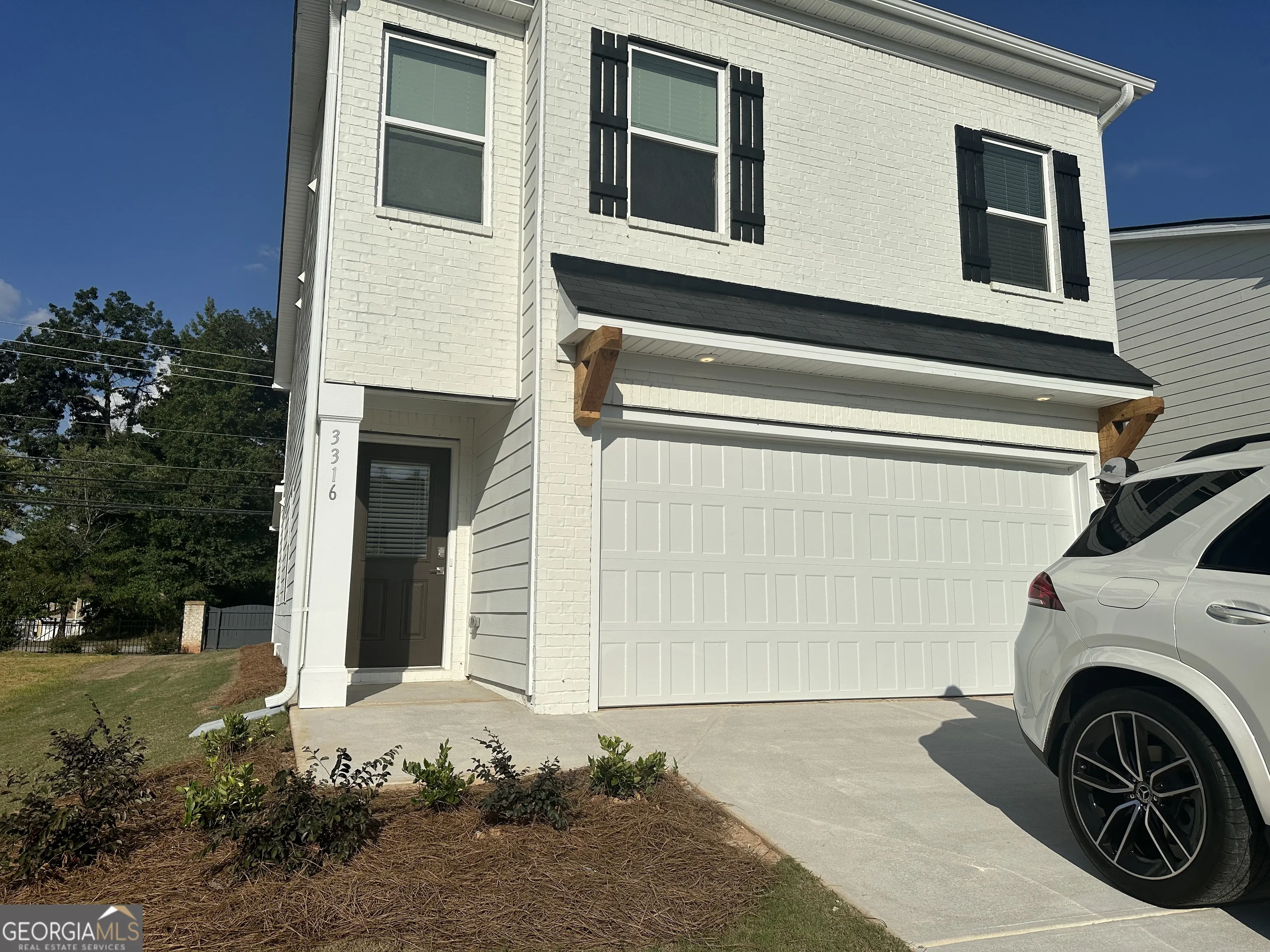 3311 Stonewall Lane