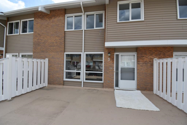 116 Silver Crest Drive NW, Calgary