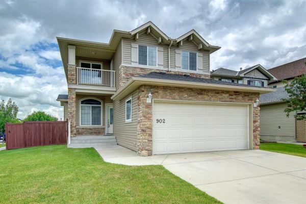 902 Channelside Road SW, Airdrie