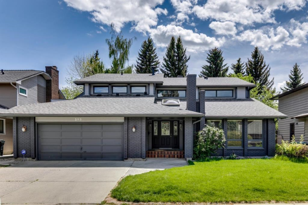 395 Canterville Drive SW, Calgary