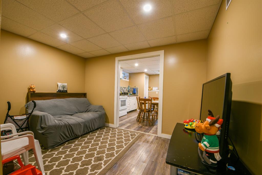 Listing A1235900 - Large Photo # 34
