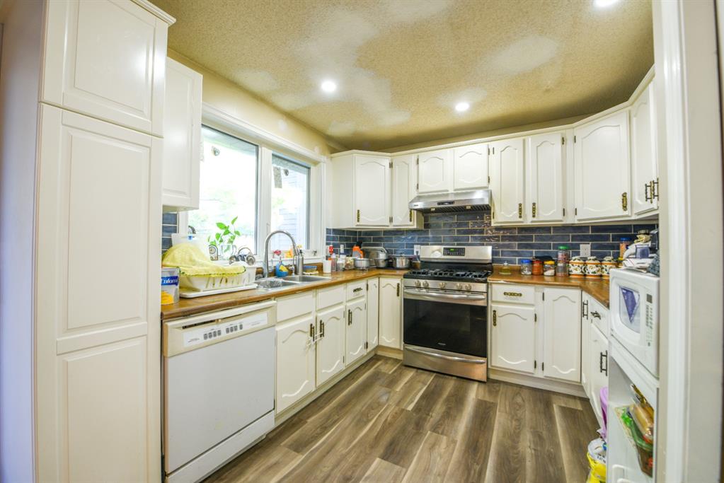 Listing A1235900 - Large Photo # 10