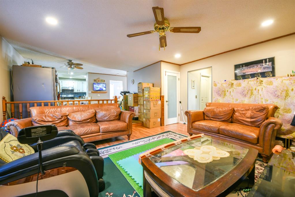 Listing A1235900 - Large Photo # 13