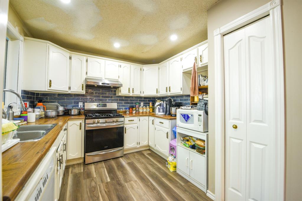 Listing A1235900 - Large Photo # 11