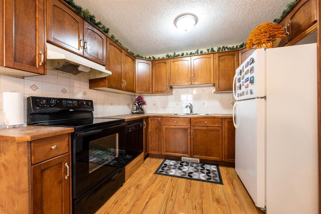 Listing A1238487 - Large Photo # 9