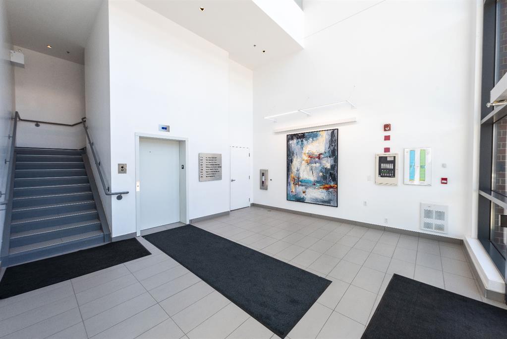 Listing A1242719 - Large Photo # 4