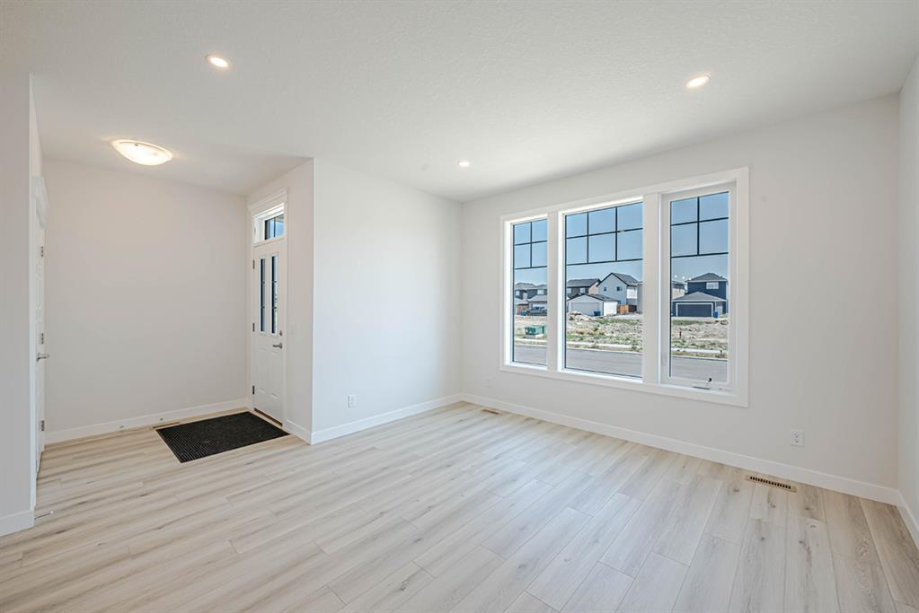 Listing A1243498 - Large Photo # 8