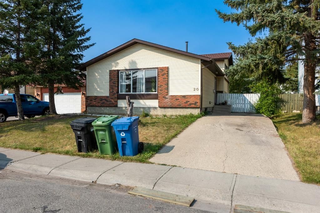 Listing A1245386 - Large Photo # 1