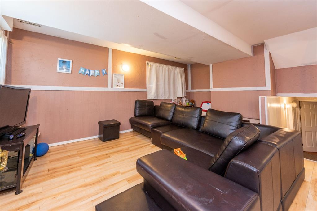 Listing A1245386 - Large Photo # 21