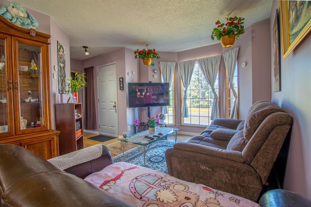 Listing A1251749 - Large Photo # 4