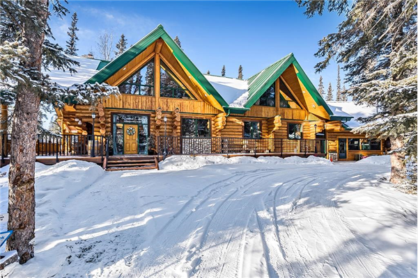 104 White Avenue, Bragg Creek