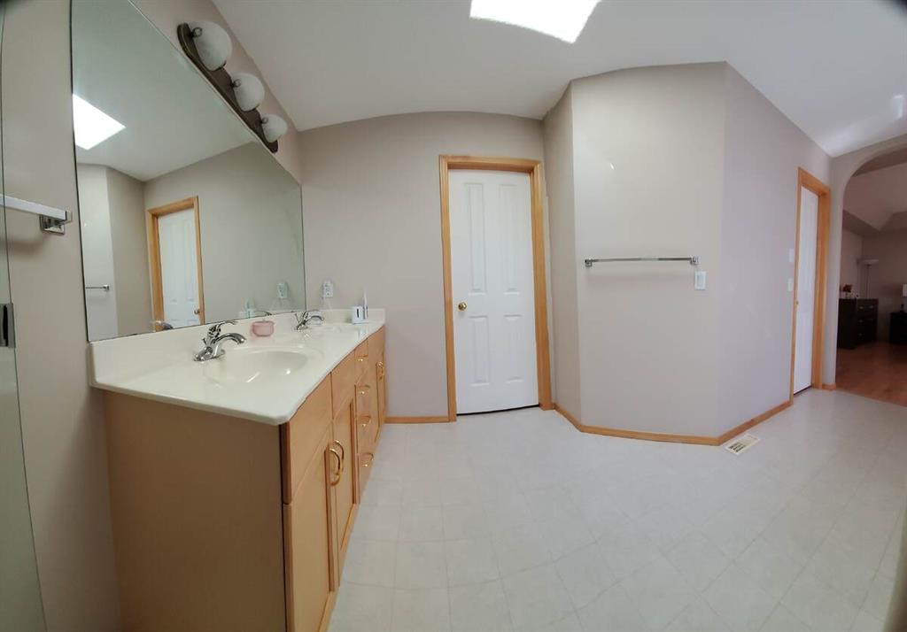 Listing A1253323 - Large Photo # 34