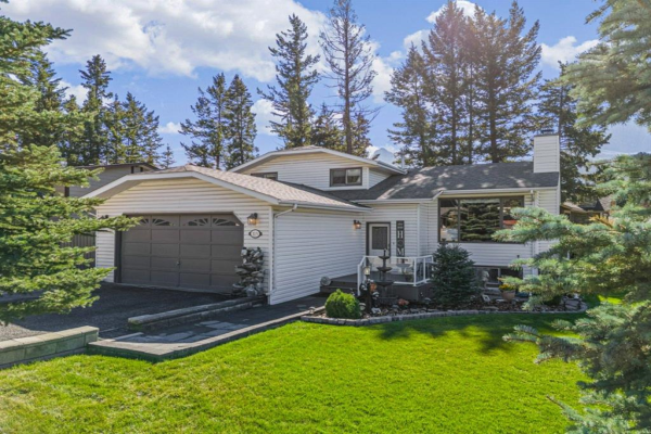 125 Settler Way, Canmore
