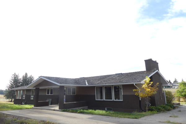 1008 Shawnee Drive SW, Calgary