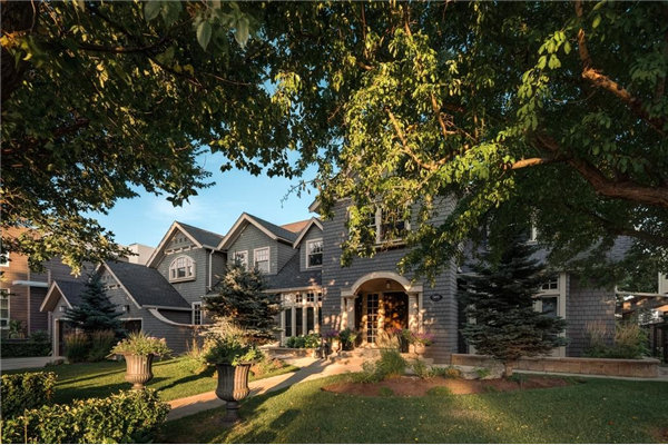 909 Ridge Road SW, Calgary
