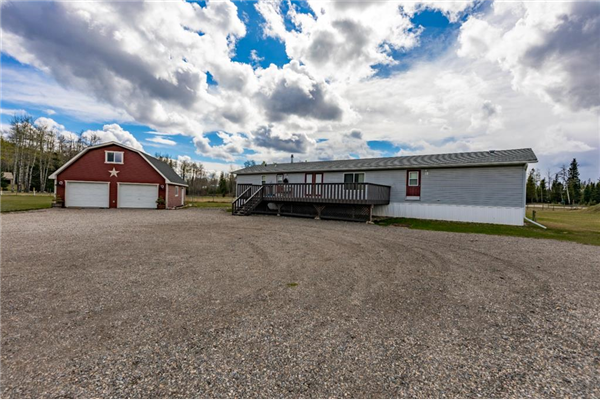 24425 East River Road, Hinton