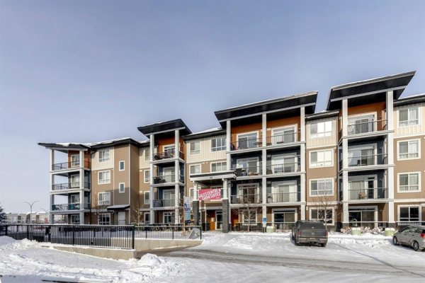 10 Walgrove Walk SE, Calgary