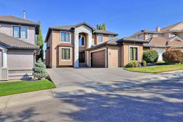 10 Hamptons Place NW, Calgary