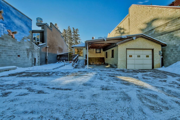 713 9th Street, Canmore