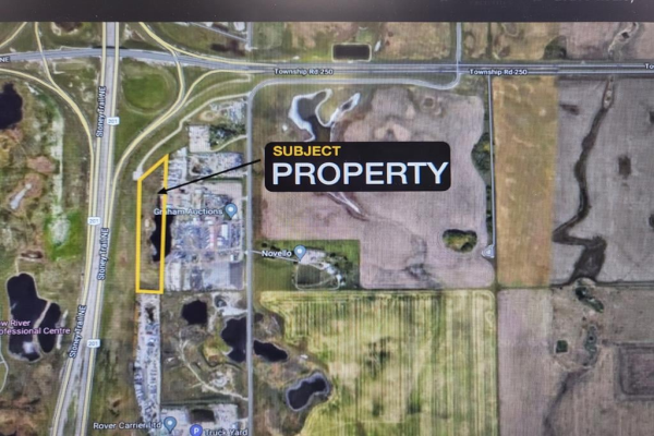 4725R 84 Street NE, Calgary