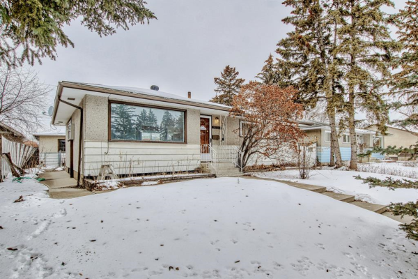 9203 Fairmount Drive SE, Calgary