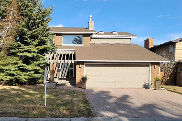 63 Woodgreen Crescent SW, Calgary