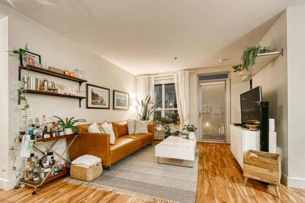 955 Mcpherson Road NE, Calgary