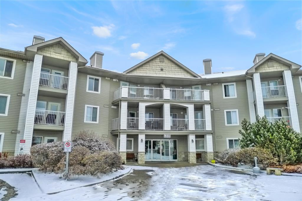 6818 Pinecliff Grove NE, Calgary