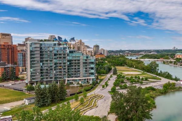 738 1 Avenue SW, Calgary