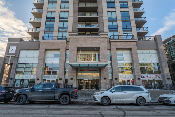 1111 10 Street SW, Calgary