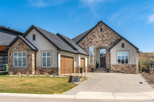 206 Cranbrook View SE, Calgary