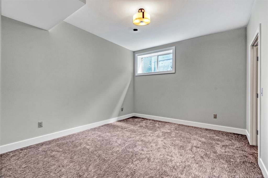 Listing A2021552 - Large Photo # 40