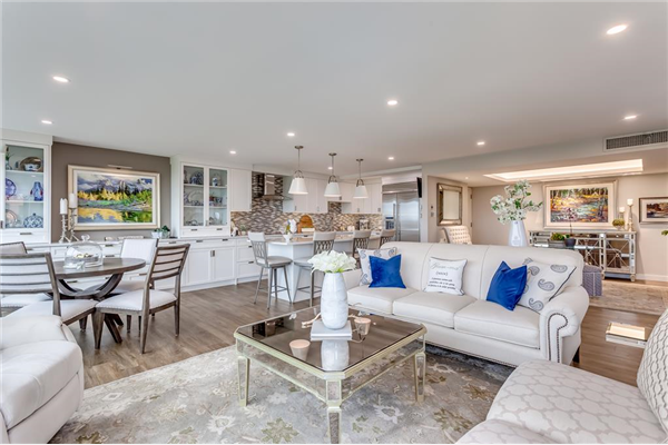 330 26 Avenue SW, Calgary
