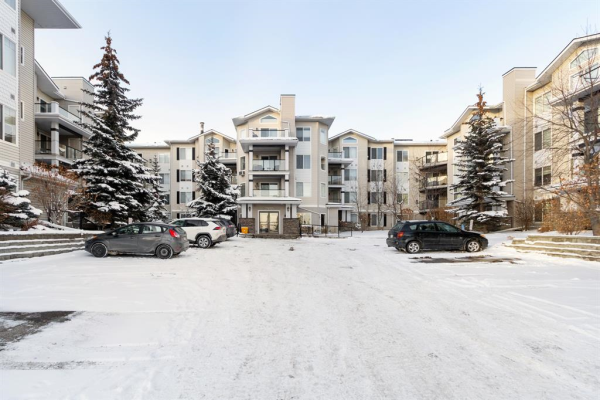 345 Rocky Vista Park NW, Calgary