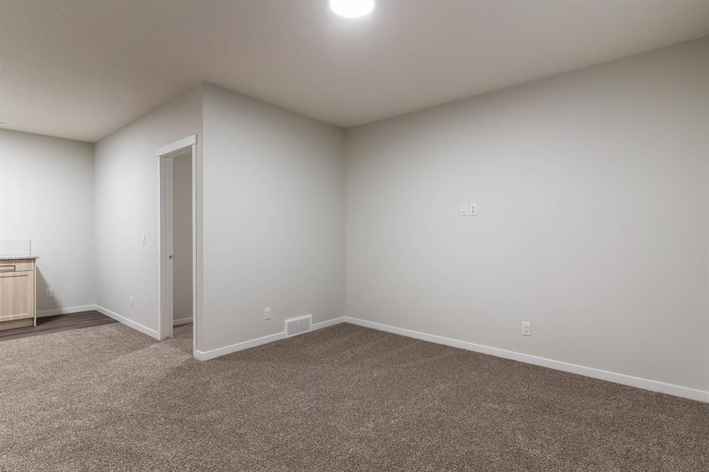 Listing A2022853 - Large Photo # 35
