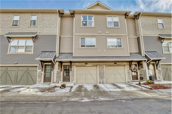 32 Horseshoe Crescent, Cochrane