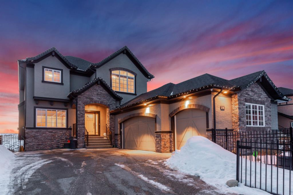 218 Valley Pointe Way NW, Calgary