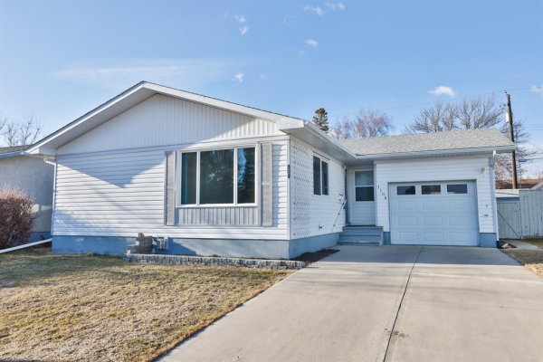 1106 Lakeview Drive S, Lethbridge