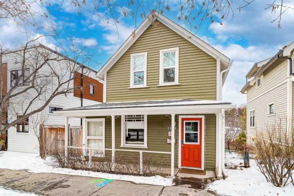 1131 9 Street SE, Calgary