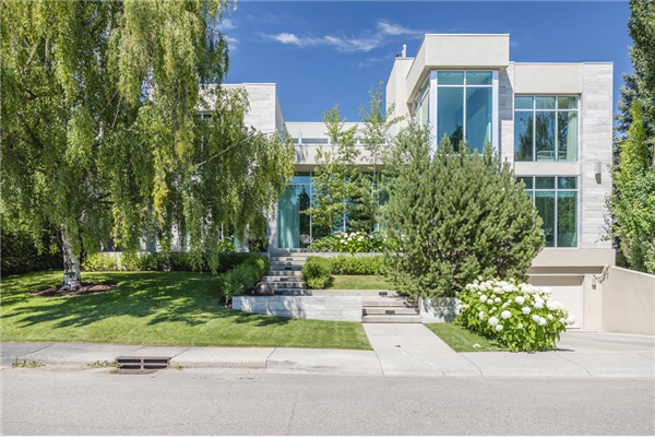 1204 Beverley Boulevard SW, Calgary